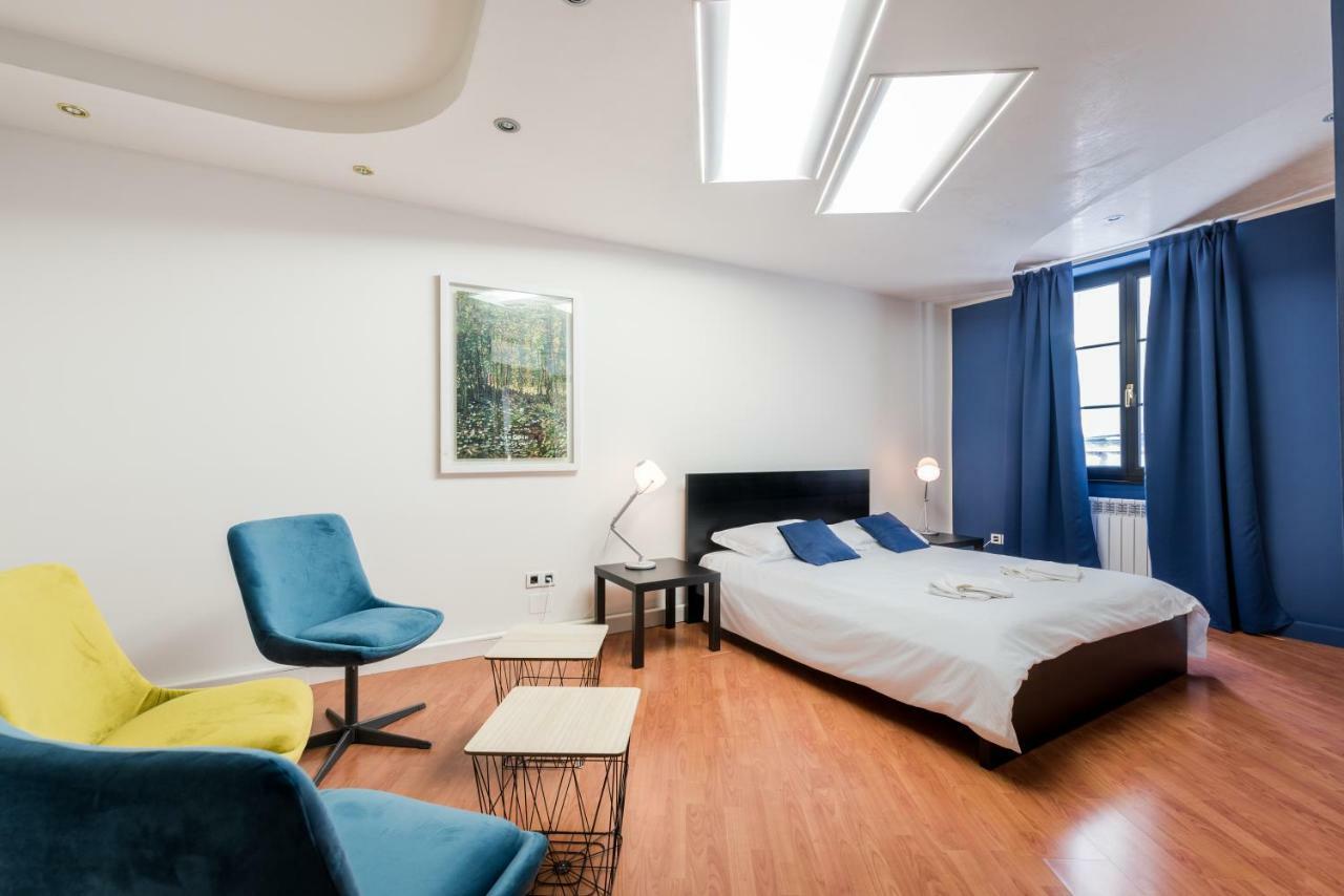 Apartma White&blue Center App
